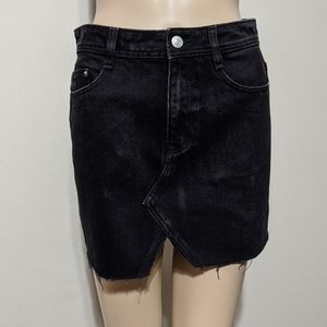NWOT Zara Black High-Rise Distressed Mini Skirt XS